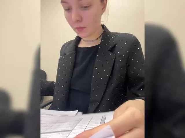 LanaDL18 from BongaCams