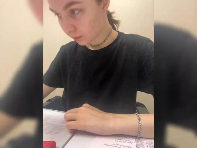 LanaDL18 from BongaCams