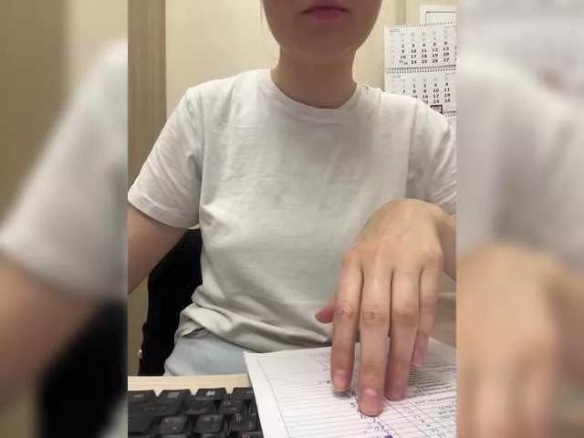LanaDL18 from BongaCams