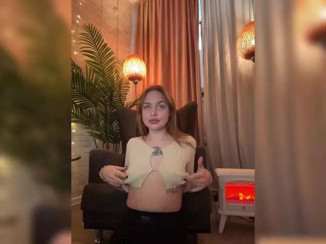 LanaKs from BongaCams