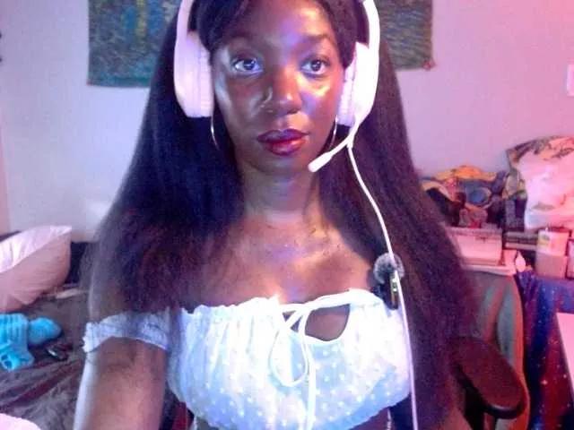lanaluxxe4 from BongaCams is Freechat