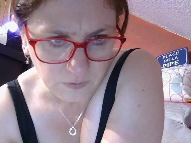 lanaxxx1 from BongaCams