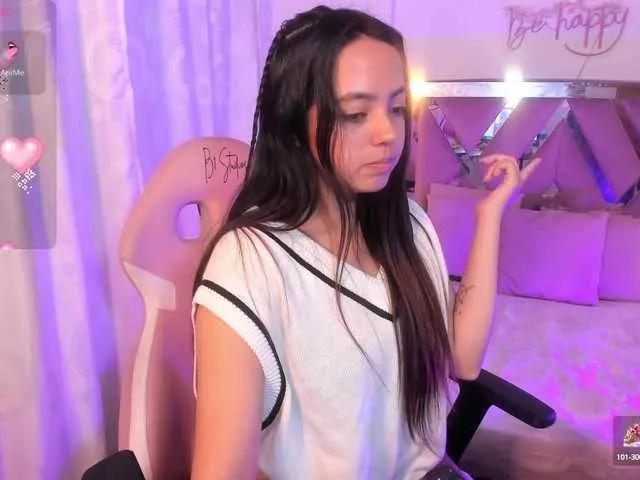 Laraa-tay from BongaCams