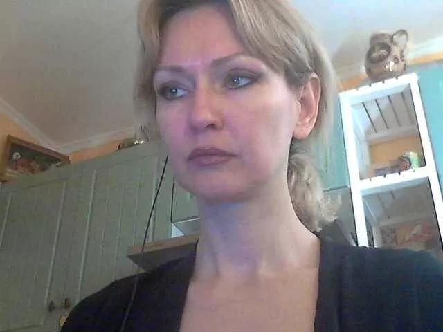 LaraEva from BongaCams