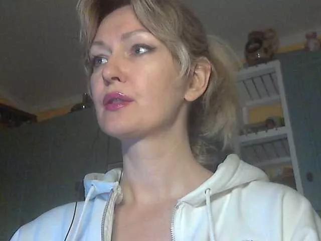 LaraEva from BongaCams