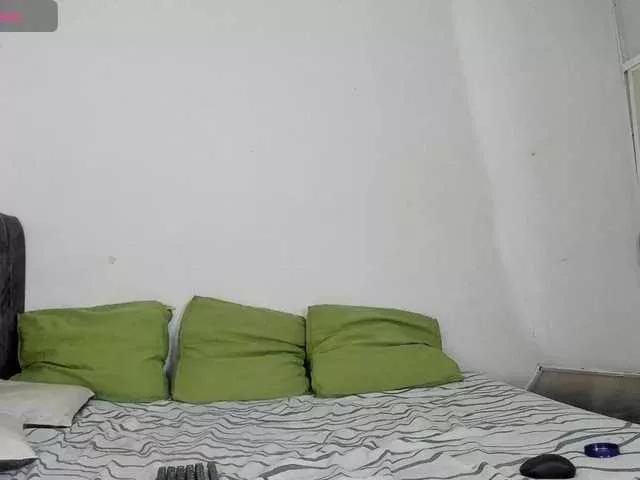 latinaStepStar from BongaCams is Freechat