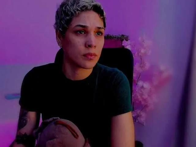 LauraR from BongaCams is Freechat