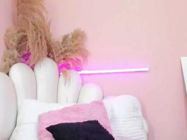 LeexiRosee from BongaCams is Freechat