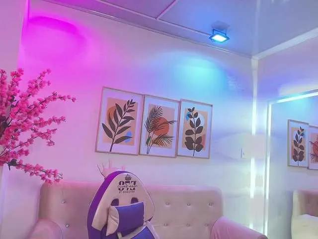 Leia-laurent from BongaCams is Freechat