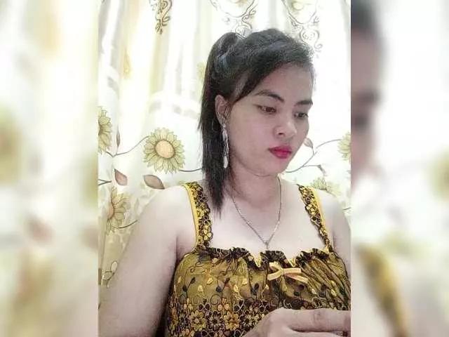 Lele902 from BongaCams