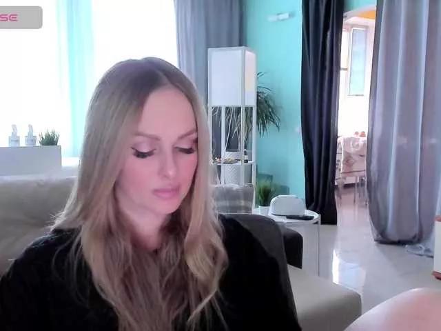 LibbyNora from BongaCams