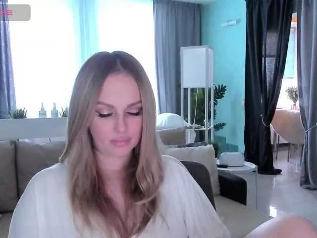 LibbyNora from BongaCams