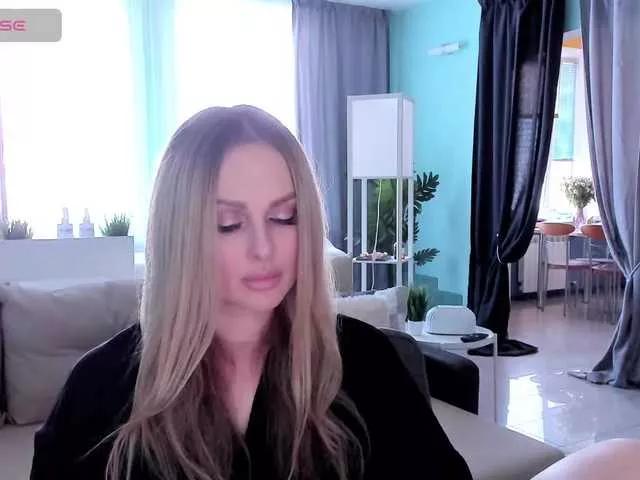 LibbyNora from BongaCams