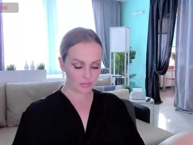 LibbyNora from BongaCams