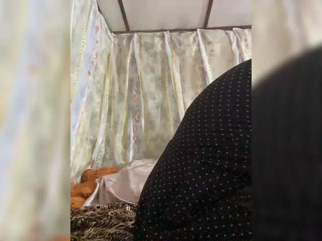 Lilian00666a from BongaCams