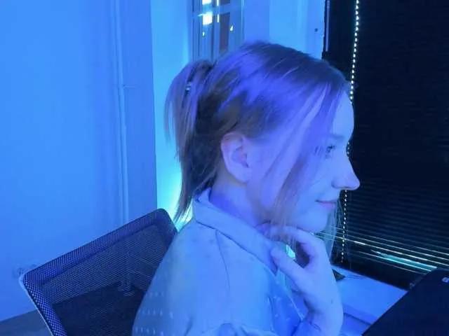 Lilith- from BongaCams