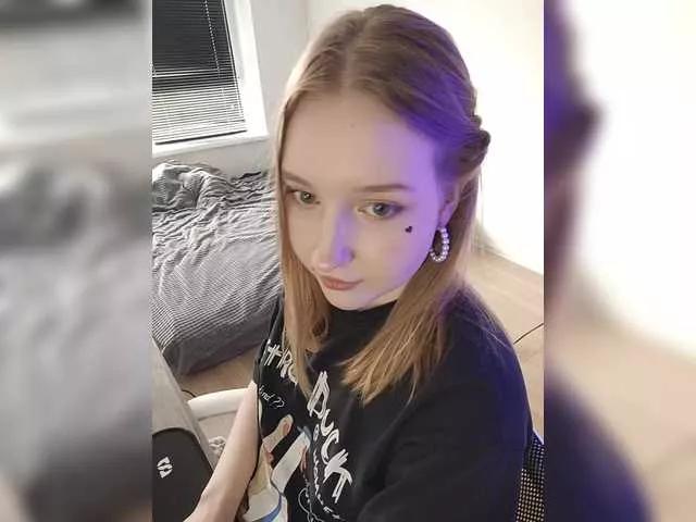Lilith- from BongaCams