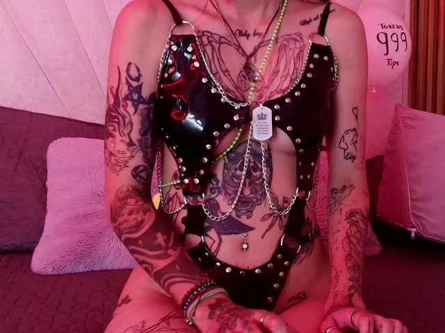 Lilithmorningstar from BongaCams