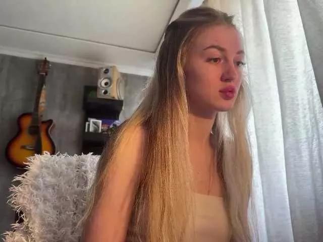 LilithTreasure from BongaCams is Freechat