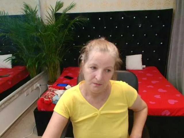 Lillyhott from BongaCams is Freechat