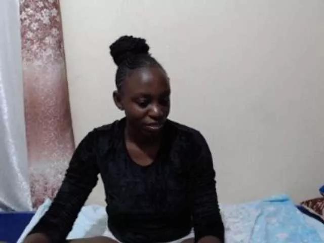 lilqueen1 from BongaCams