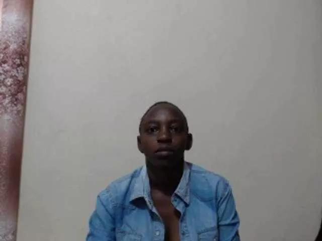 lilqueen1 from BongaCams