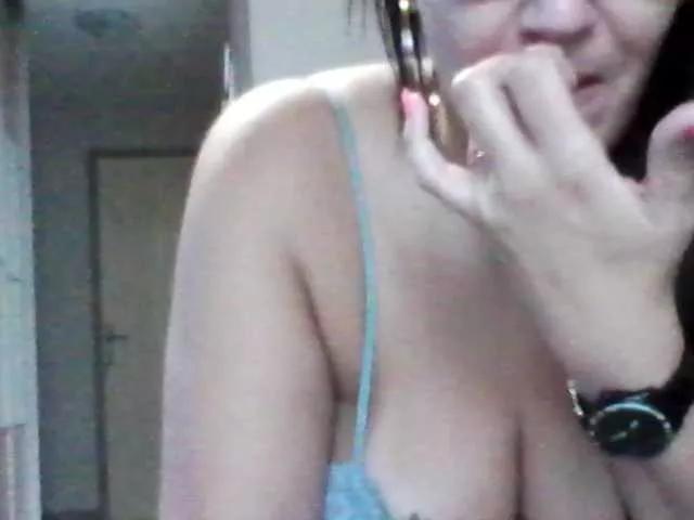 Lindafrancaise from BongaCams is Freechat
