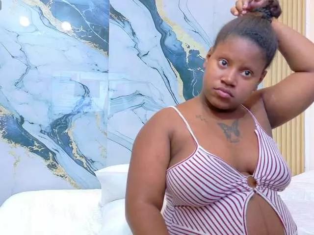 littlechocolate from BongaCams