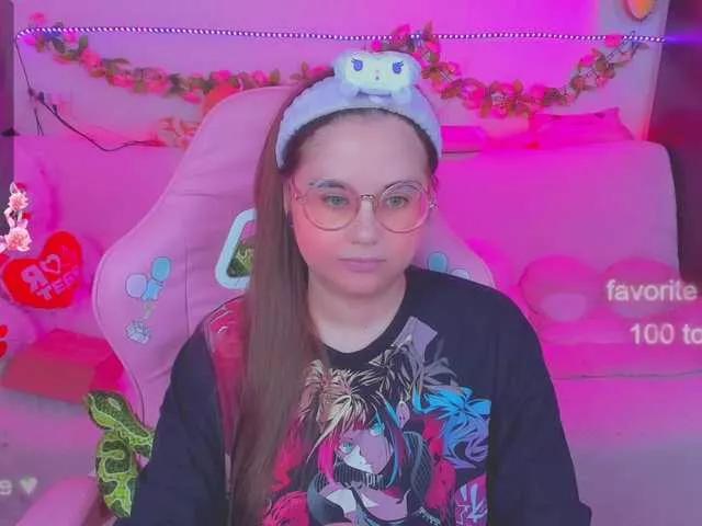 LittleKitsune from BongaCams