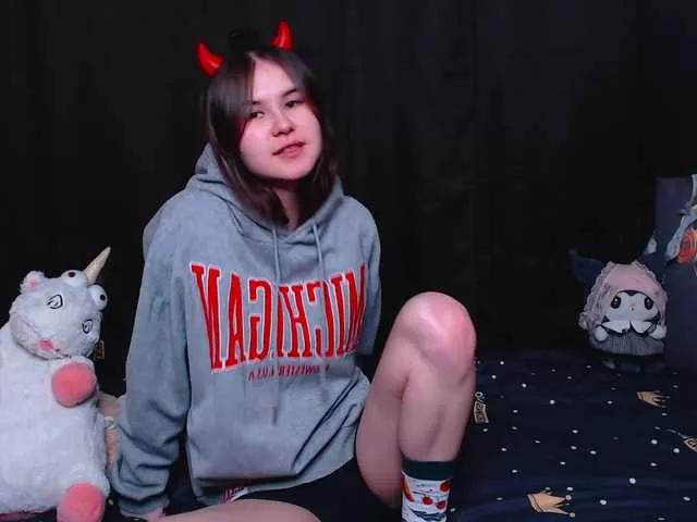 littleowlx from BongaCams is Freechat