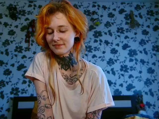 LittleSpaceMouse- from BongaCams