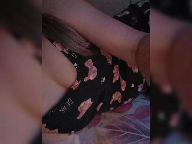 Lizzy2002 from BongaCams