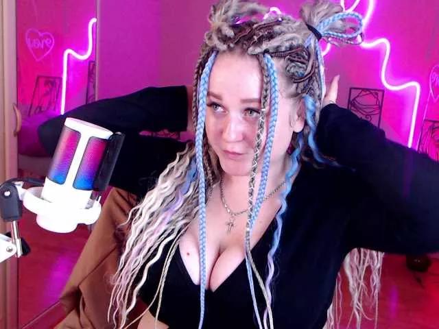 LizzyShine from BongaCams is Freechat