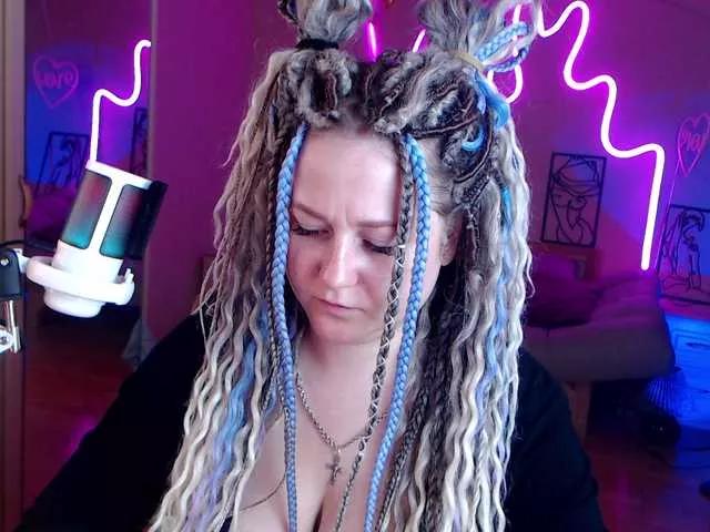 LizzyShine from BongaCams is Freechat