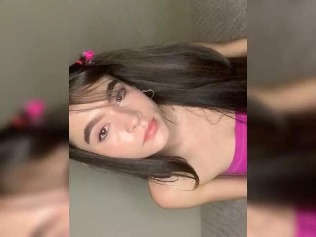 Lola7777 from BongaCams