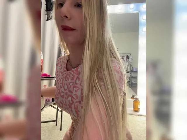 LolaDoll from BongaCams is Freechat