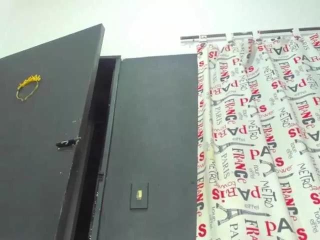 lorrewilliams from BongaCams