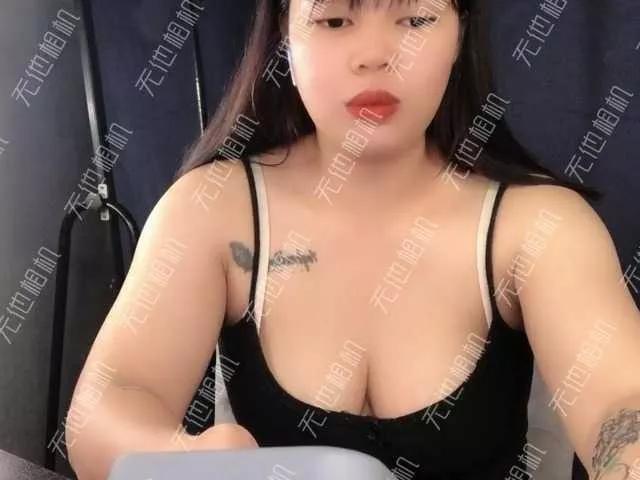 Love-x69x from BongaCams is Freechat