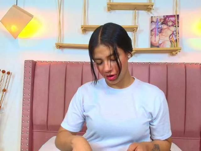 lucia-sweeet from BongaCams is Freechat