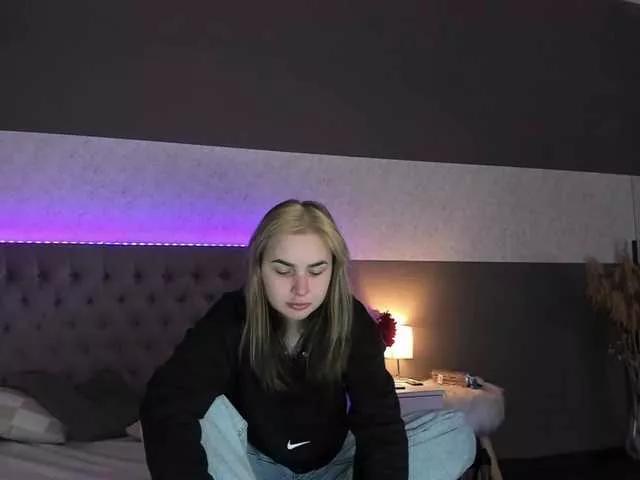 Checkout girls naked models with similar nickname. Cute sexy Free Models.