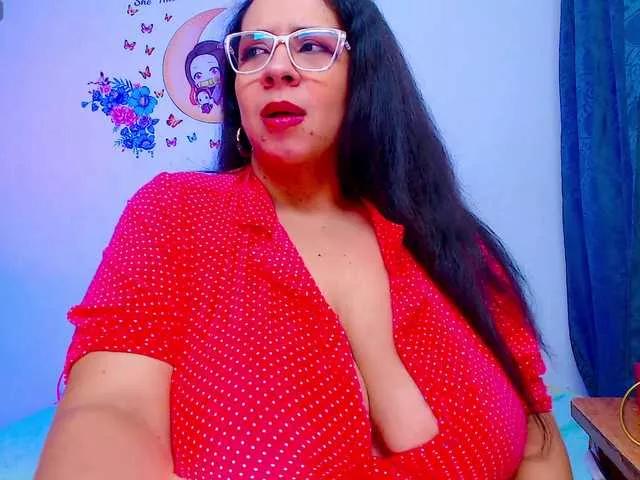lyalatin4 from BongaCams
