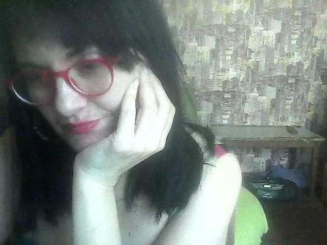 LynnYana from BongaCams