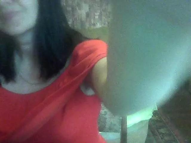 LynnYana from BongaCams