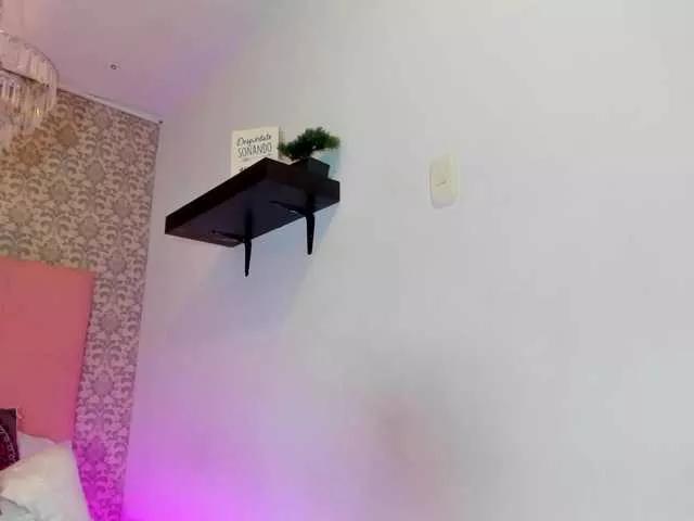 Maddy-Norton from BongaCams