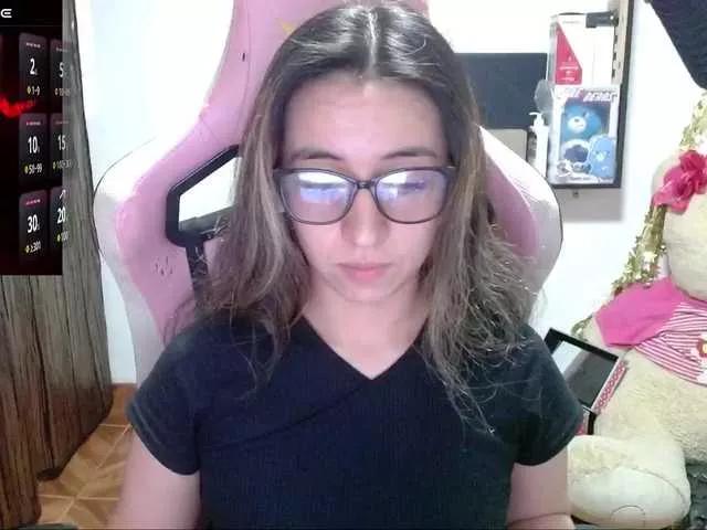 Maggie-Fox from BongaCams