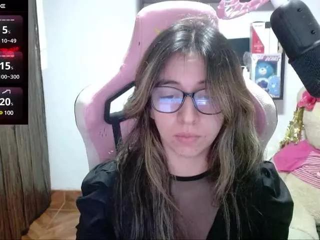 Maggie-Fox from BongaCams
