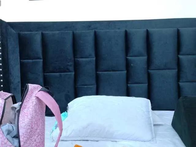 Mamaneedsfun from BongaCams