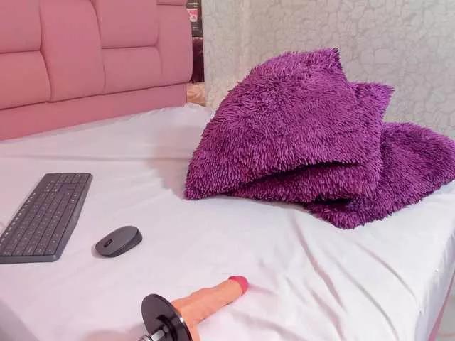 Mara-Lopez from BongaCams is Freechat
