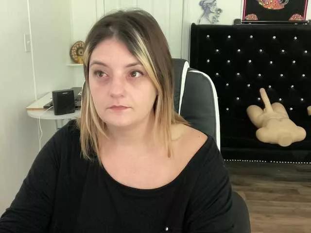 maramaze from BongaCams is Freechat