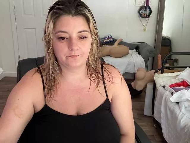 maramaze from BongaCams